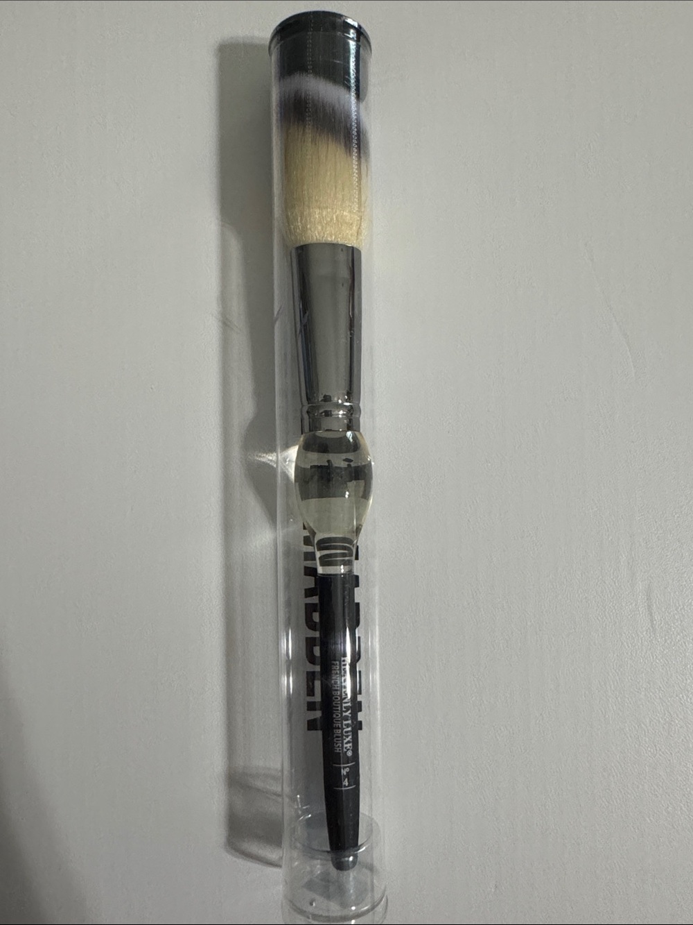 Large Dual-Tone Powder/Buffer Brush - Black Handle, White & Blonde Bristles